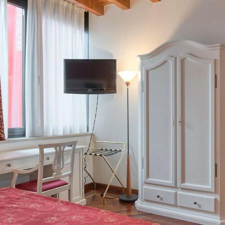 Primotel Brescia Exteriör bild