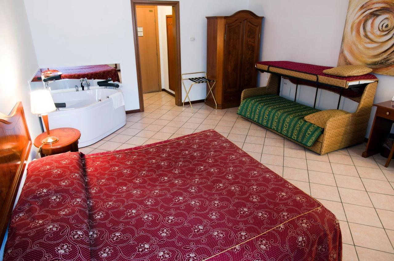 Primotel Brescia Exteriör bild