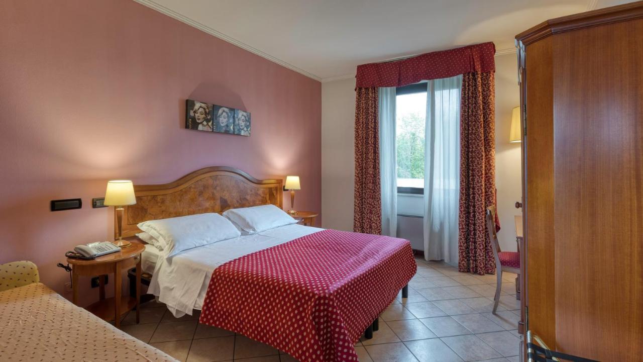 Primotel Brescia Exteriör bild