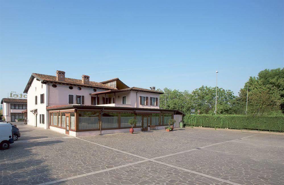 Primotel Brescia Exteriör bild